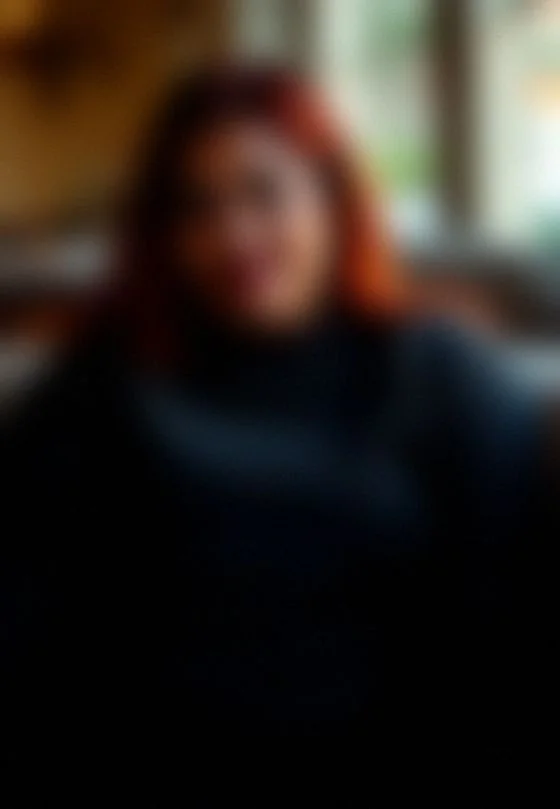 Carmen, 35