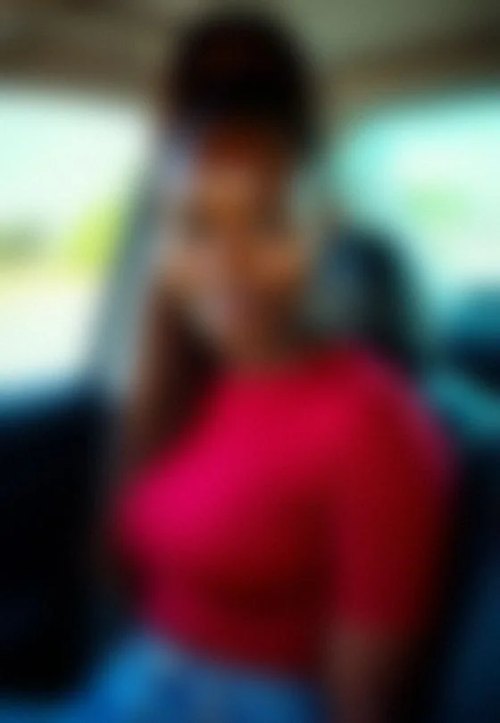 Gloria, 36