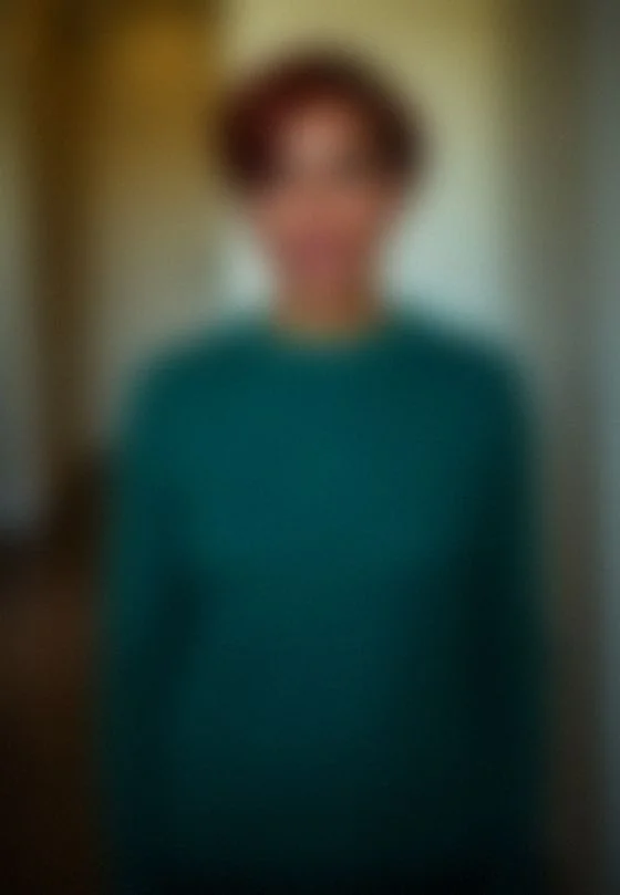 Raquel, 37